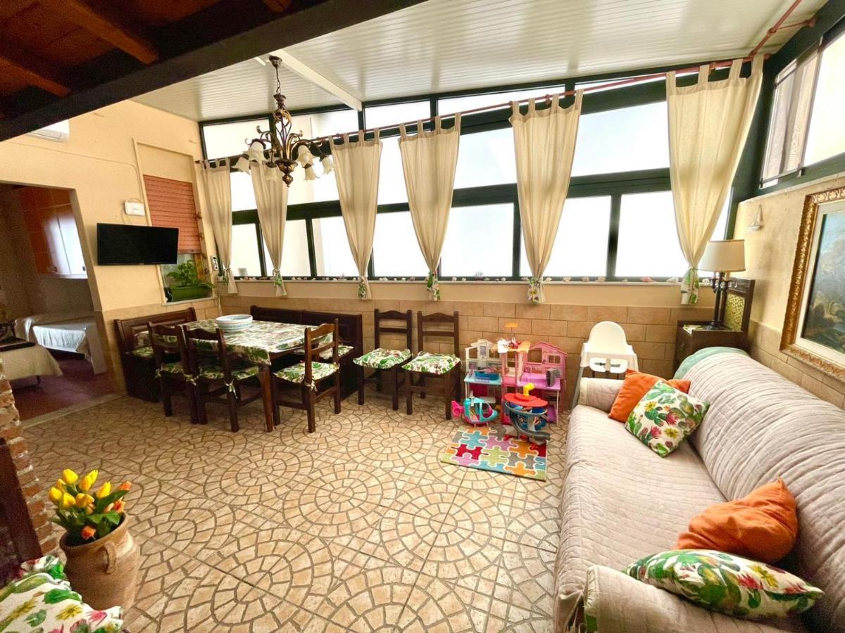 אסראלה Nice Sicily Little Family Home מראה חיצוני תמונה