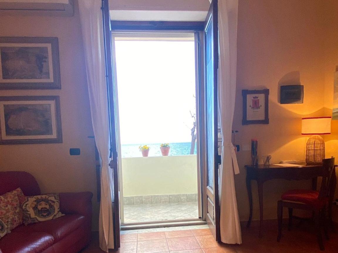 אסראלה Nice Sicily Little Family Home מראה חיצוני תמונה